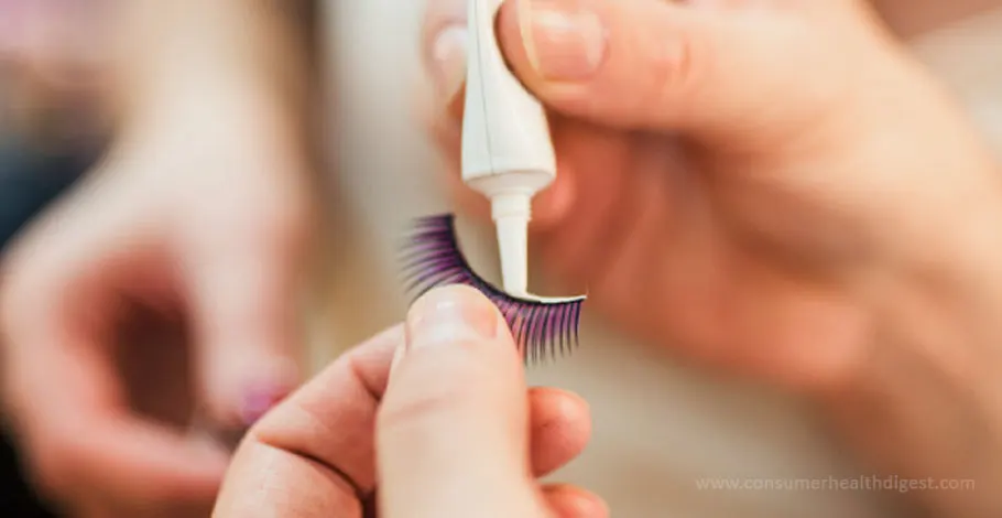 What Is Eyelash Glue? Know Its Types & How To Use Eyelash Glue?